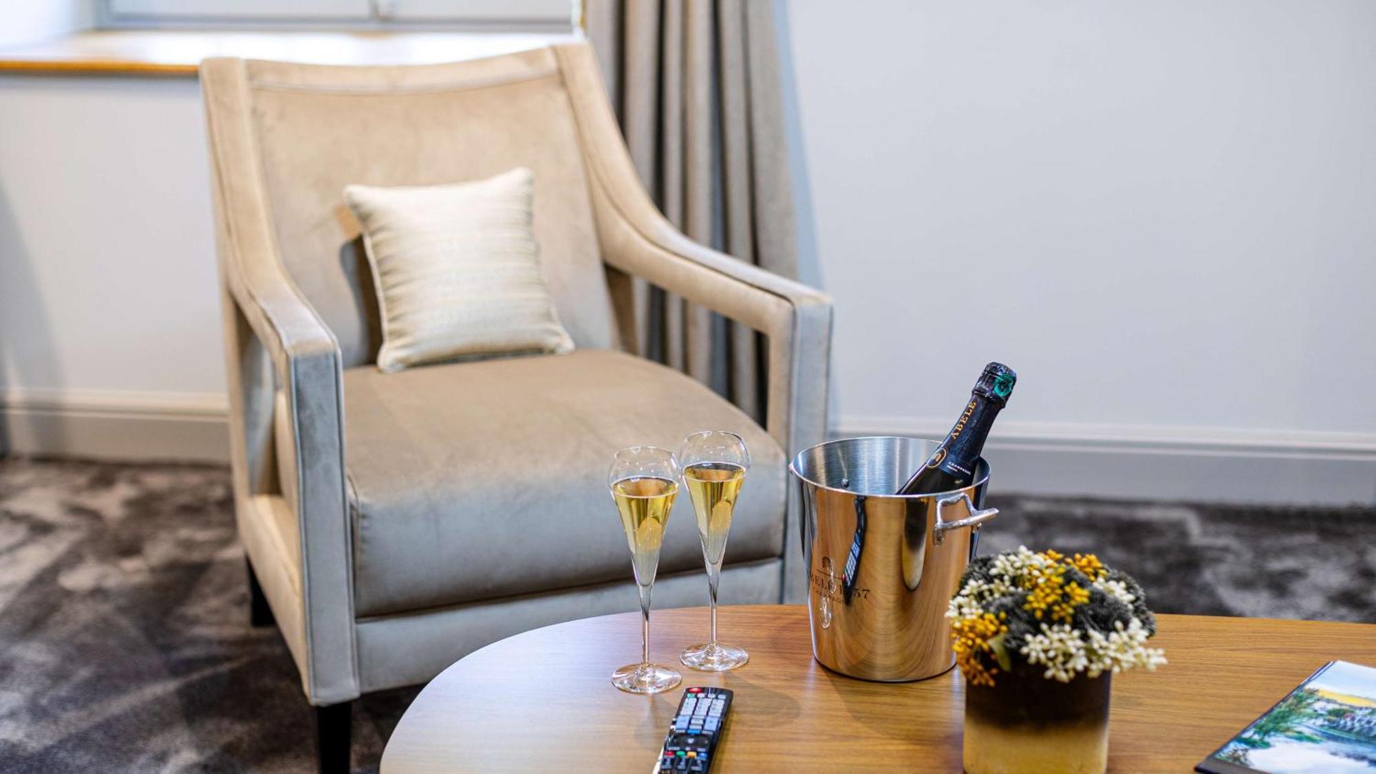 Domaine De Dolomieu Hotel & Spa - BW Premier Collection المظهر الخارجي الصورة